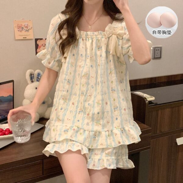 Cloud cotton pajamas female summer with chest pad short-sleeved shorts Korean version of sweet princess wind home service suit can be worn outside.